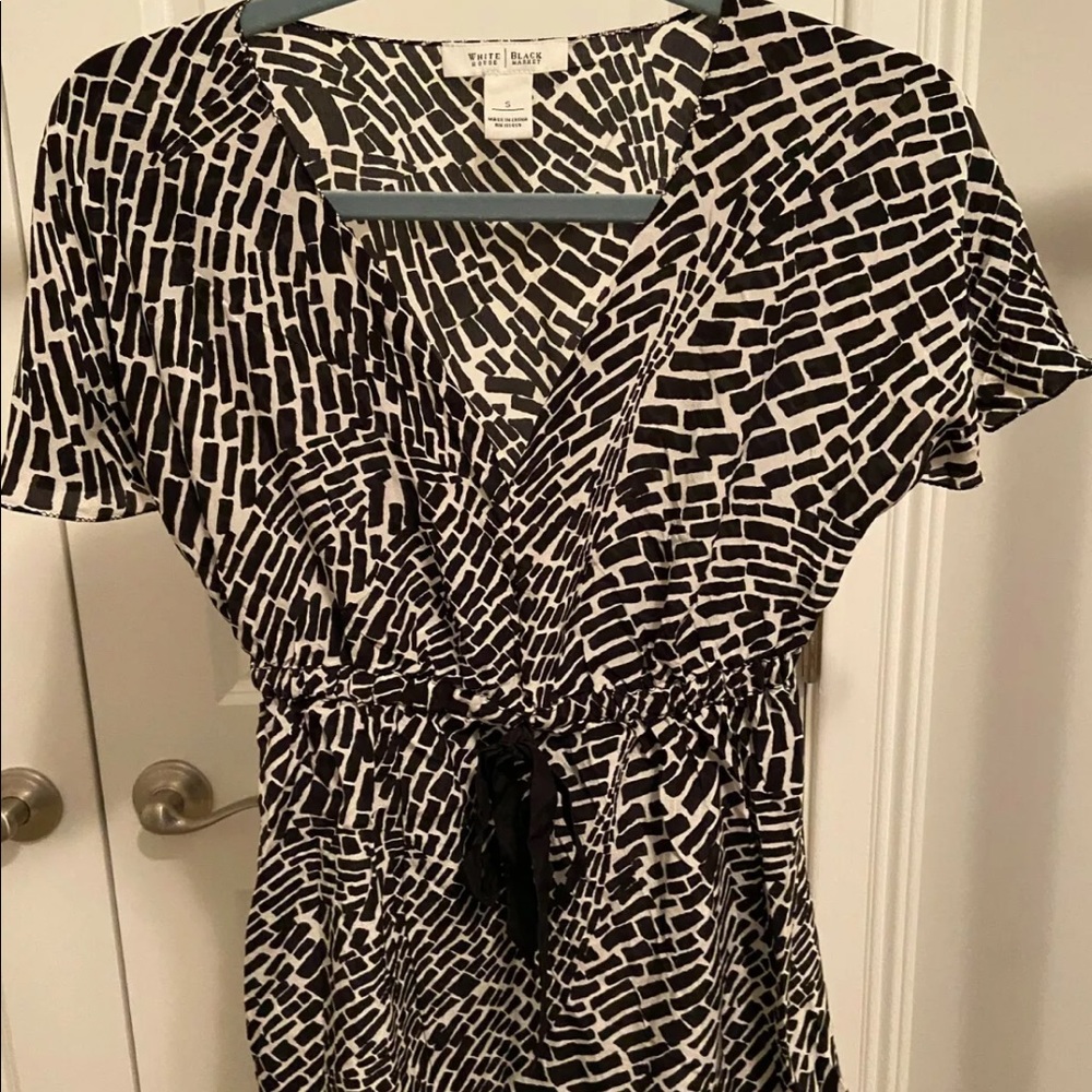 White House Black Market Silk Top Size Small